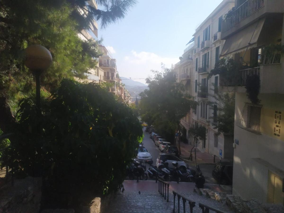 Studio Apartment With All Amenities In Kolonaki Athen Eksteriør bilde