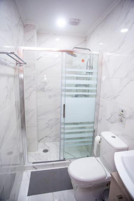 Studio Apartment With All Amenities In Kolonaki Athen Eksteriør bilde