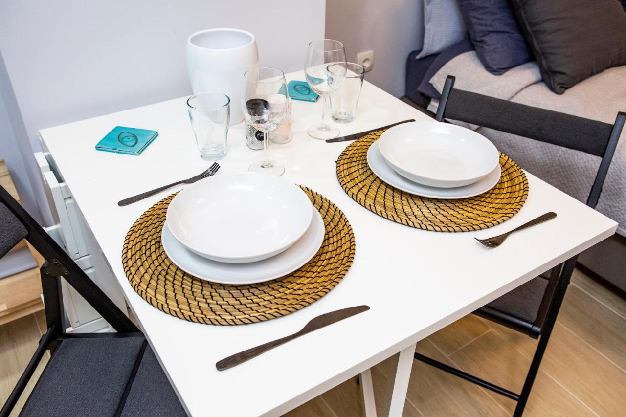 Studio Apartment With All Amenities In Kolonaki Athen Eksteriør bilde