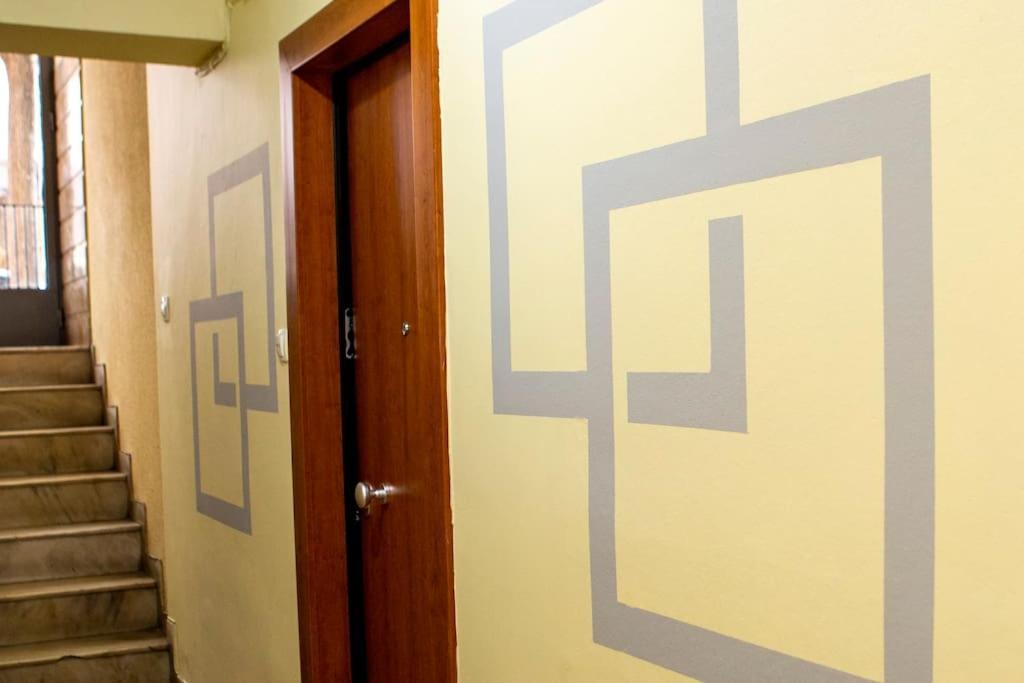 Studio Apartment With All Amenities In Kolonaki Athen Eksteriør bilde