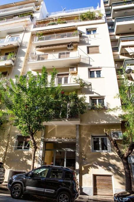 Studio Apartment With All Amenities In Kolonaki Athen Eksteriør bilde